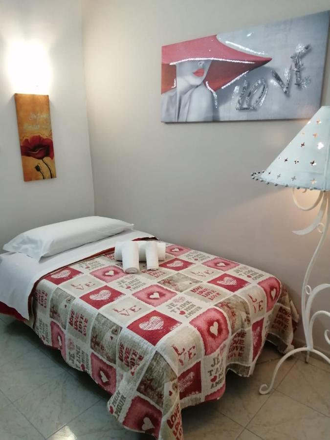 Little House Camilla Apartment Napoli Ngoại thất bức ảnh